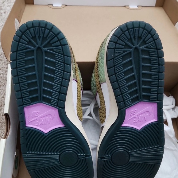 Nike Olive and White Sneakers - Picture 2 of 5